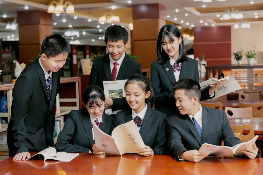 双语初中招生简章