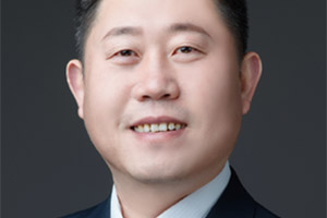 青岛恒星高级中学国际部老师:王杰峰