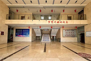 济南市精英学校高中部教学楼