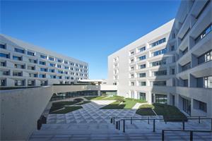 青島耶胡迪梅紐因學校建筑外景