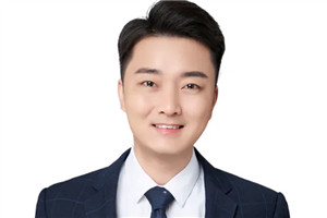 寰宇威斯頓老師:Ryan高校長