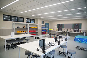 上外賢達賢德國際課程中心實驗室