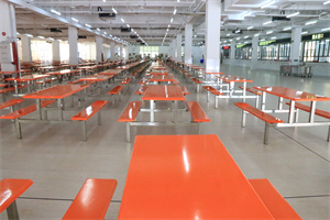 廣鐵一中外國語學校國際部學校飯堂桃李苑