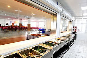 青島白珊學校餐廳