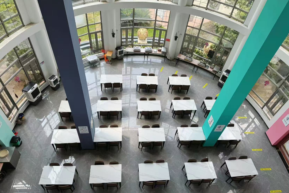 杭州英才學校餐廳