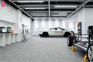 君誠國際雙語學(xué)校AI汽車