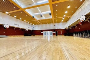 北京外國語大學(xué)外籍人員子女學(xué)校(地址:北外附校)室內(nèi)體育館